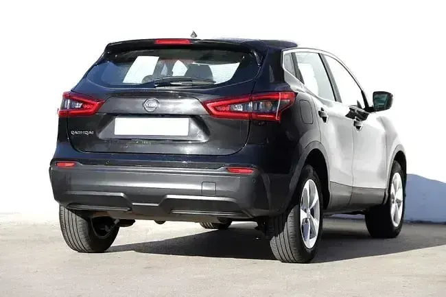 Usado Nissan Qashqai Acenta 140 CV (102 kW) 2019 Negro SUV