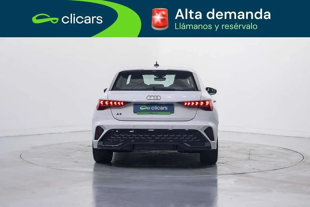 Usado Audi A3 Sportback S-Line 150 CV (110 kW) 2025 Blanco Utilitario