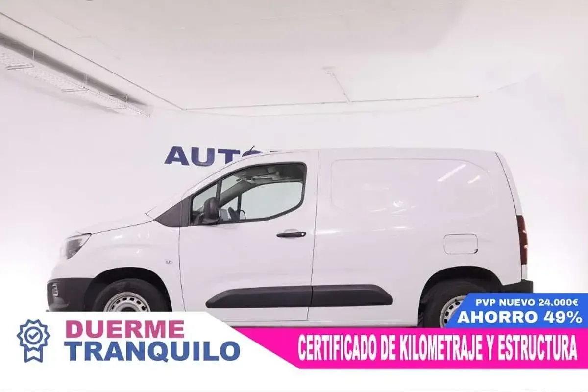 Usado Opel Combo 101 CV (74 kW) 2022 Blanco Monovolumen