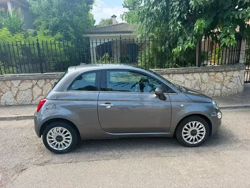 Usado Fiat 500 Lounge 69 CV (50 kW) 2020 Gris / plata Berlina