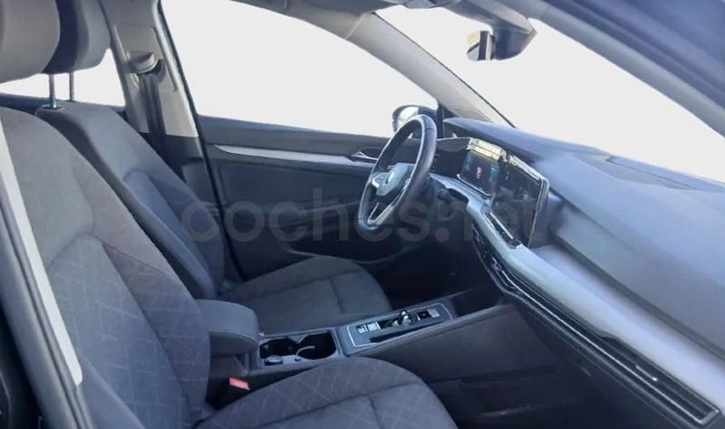 Usado VW Golf VIII Life 115 CV (84 kW) 2021 Negro Berlina