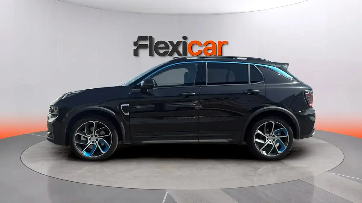 Usado Lynk & Co 01 261 CV (191 kW) 2023 Negro SUV