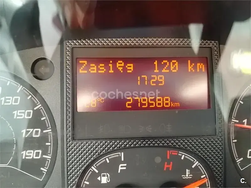 Usado Peugeot Boxer 130 CV (95 kW) 2019 Blanco Van