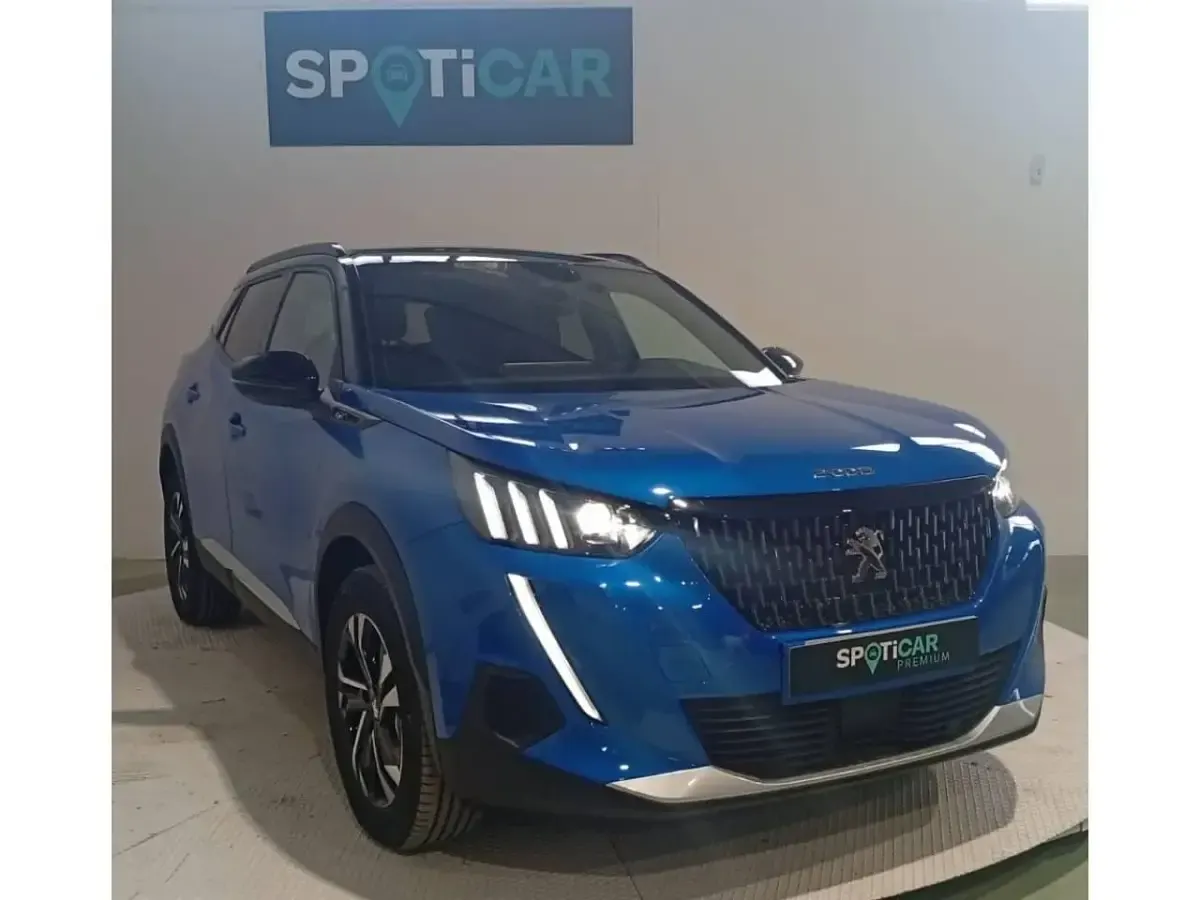 Usado Peugeot e-2008 GT 100 kW (136 CV) 2020 Azul SUV