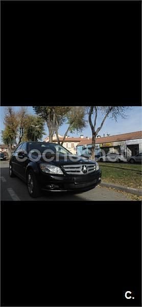Usado Mercedes C200 Avantgarde 136 CV (100 kW) 2010 Negro Berlina