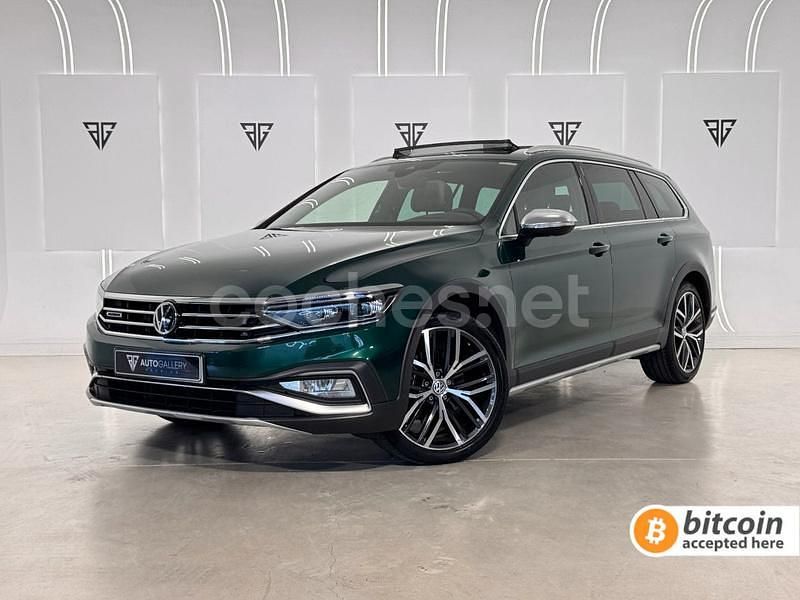 Verde Usado 2020 VW Passat Alltrack Familiar | 31.900 € (Caro) - Imagen 1/4