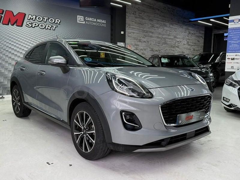 Usado Ford Puma Titanium 120 CV (88 kW) 2021 Gris / plata SUV