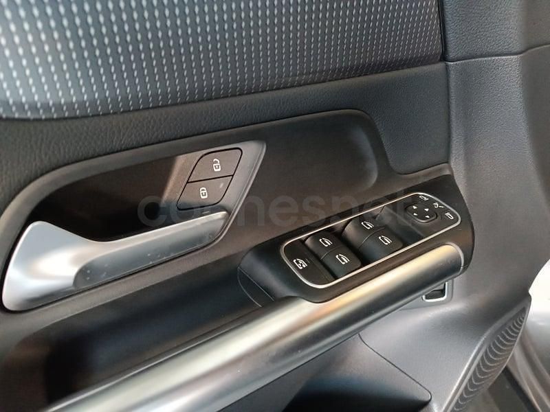 Usado Mercedes GLA250 218 CV (160 kW) 2021 Gris / plata SUV