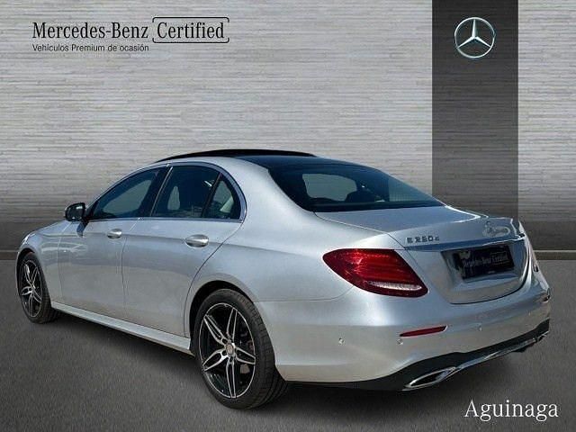 Usado Mercedes E220 194 CV (142 kW) 2017 Plata iridio