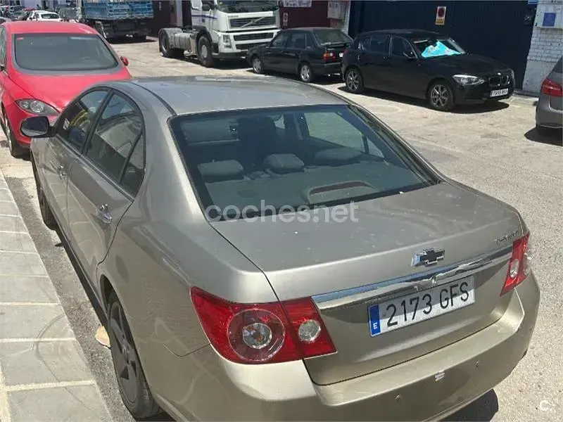 Usado Chevrolet Epica 156 CV (114 kW) 2008 Beige Berlina