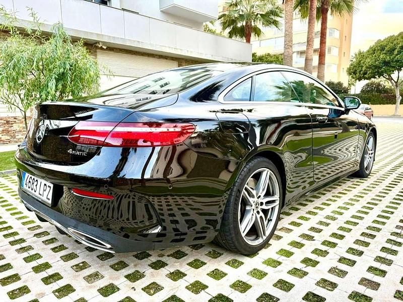 Usado Mercedes E400 333 CV (244 kW) 2017 Negro Coupe