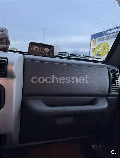 Usado Jeep Wrangler 177 CV (130 kW) 2004 Rosa SUV