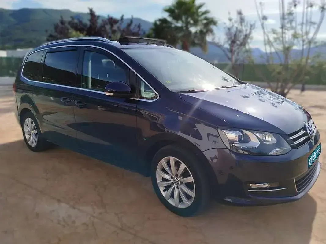 Usado VW Sharan Advance 140 CV (102 kW) 2015 Azul Monovolumen