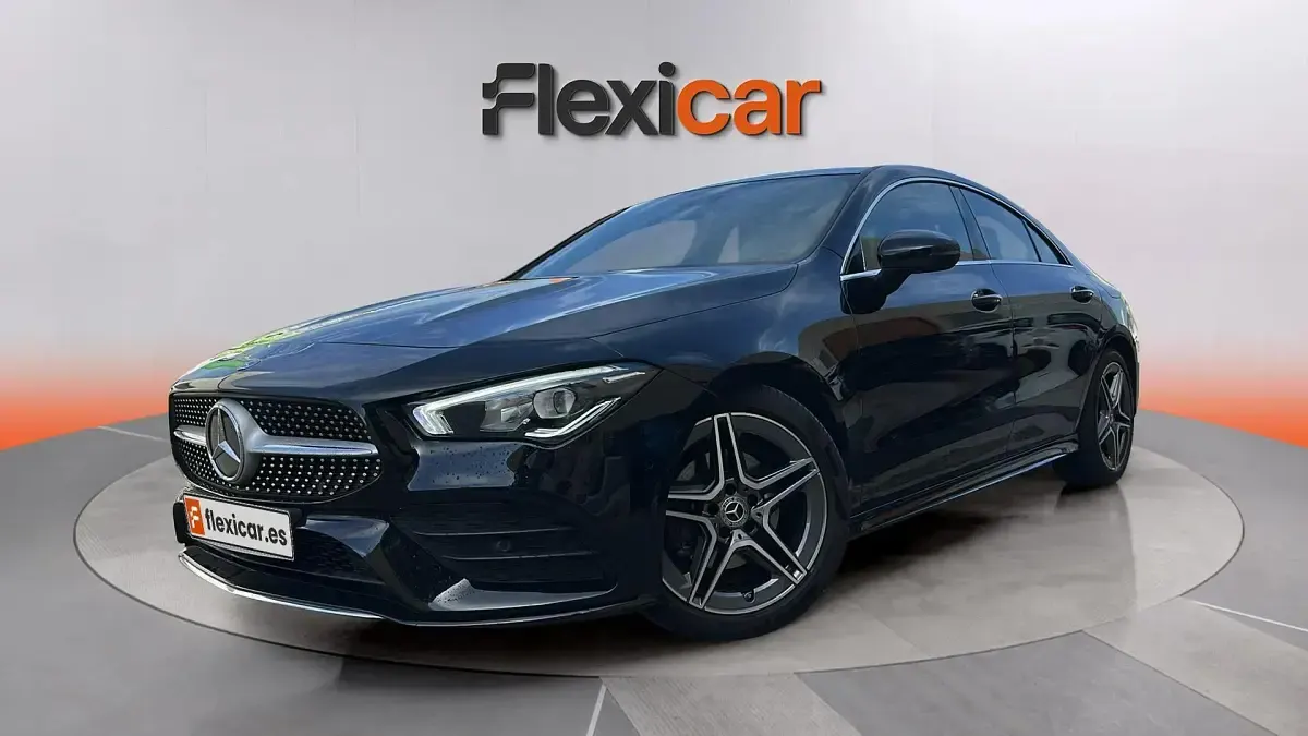Usado Mercedes CLA180 136 CV (100 kW) 2022 Negro Berlina