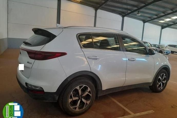 Usado Kia Sportage 136 CV (100 kW) 2020 SUV
