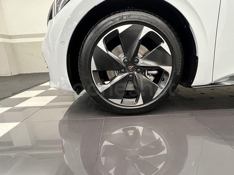 Nuevo Cupra Born e-Boost 169 kW (231 CV) 2025 Eléctrico Utilitario