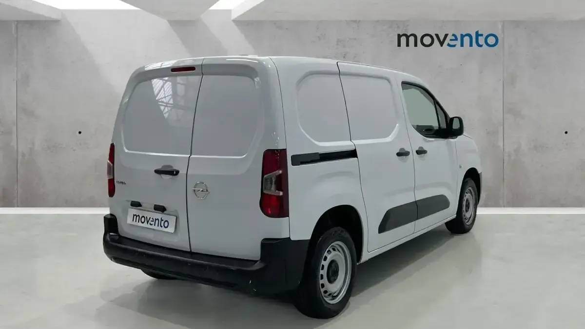 Usado Opel Combo 102 CV (75 kW) 2022 Blanco Monovolumen