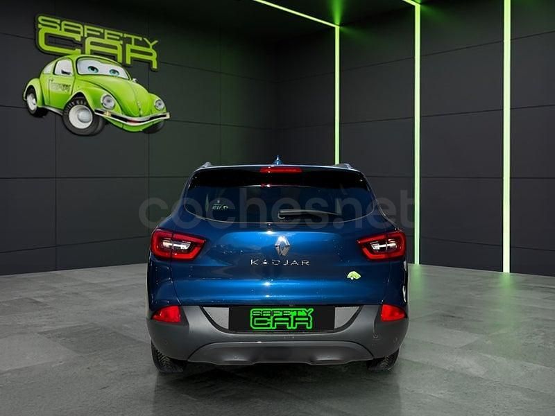 Usado Renault Kadjar Zen 130 CV (95 kW) 2017 Azul SUV
