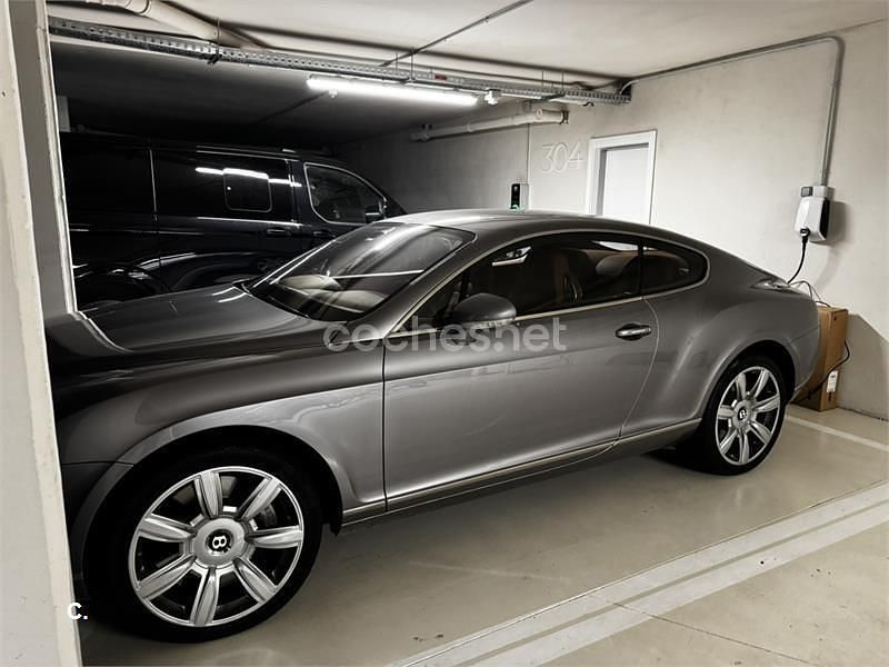Usado Bentley Continental GT 560 CV (411 kW) 2005 Gris / plata Coupe