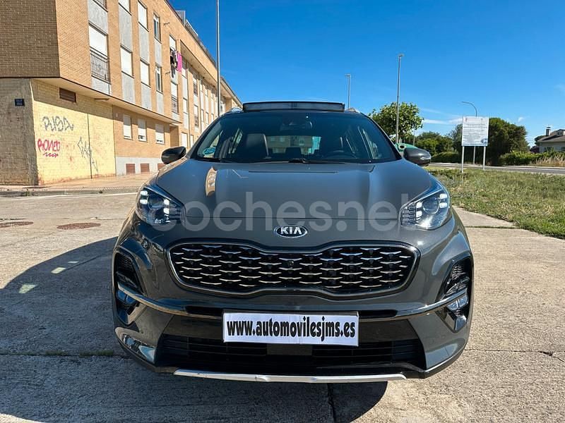Usado Kia Sportage GT-Line 136 CV (100 kW) 2019 Gris / plata SUV