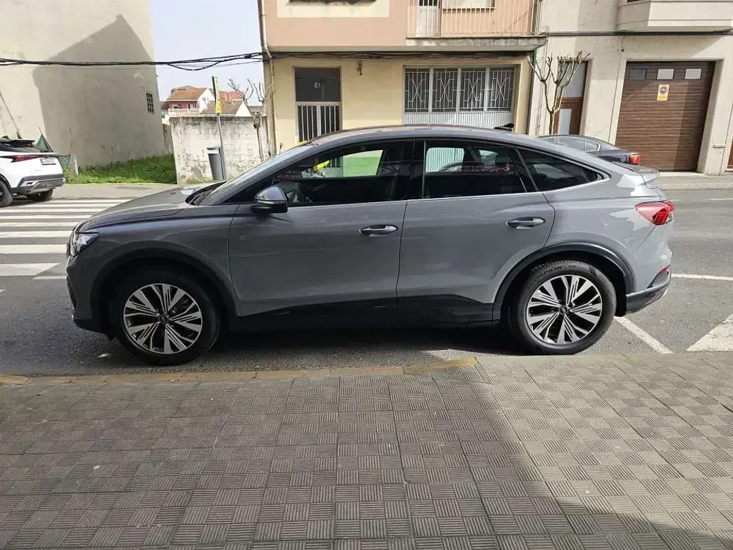 Nuevo Audi Q4 Sportback e-tron Advanced Plus 150 kW (204 CV) 2026 Gris SUV
