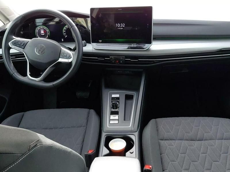 Usado VW Golf VIII 115 CV (84 kW) 2024