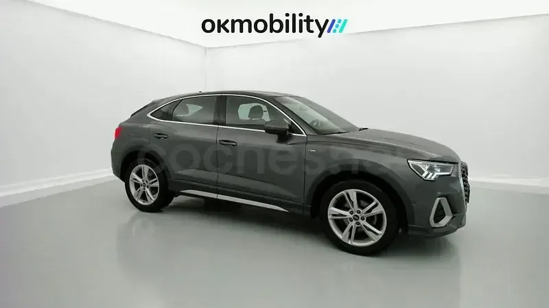 Usado Audi Q3 Sportback S-Line 150 CV (110 kW) 2023 Gris / plata SUV