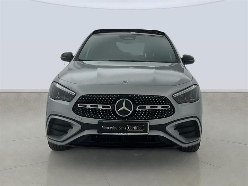 Usado Mercedes GLA250 218 CV (160 kW) 2025 Plata hightec SUV