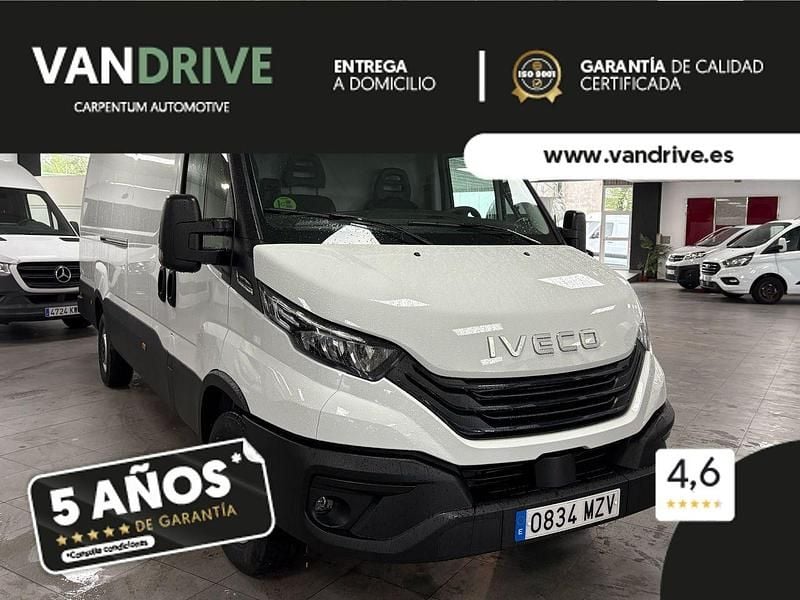 Usado Iveco Daily 160 CV (117 kW) 2025 Blanco Berlina