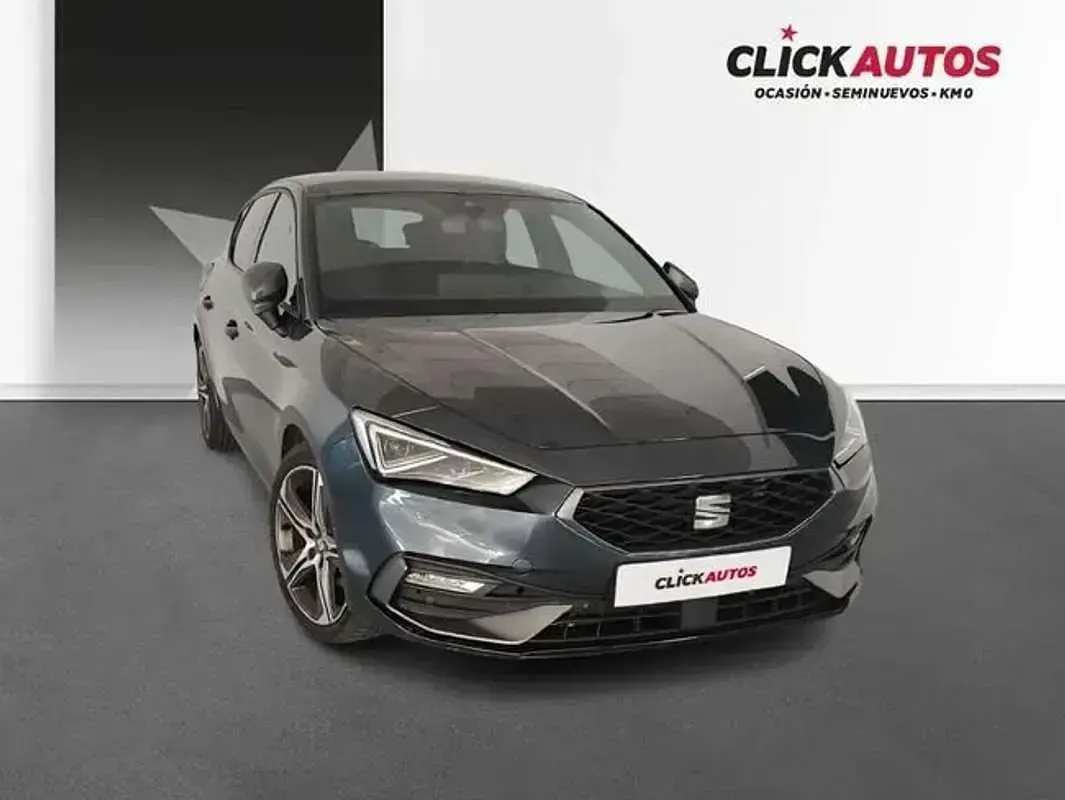Usado Seat Leon FR 150 CV (110 kW) 2025 Gris Utilitario