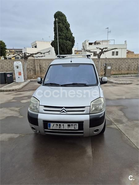 Usado Citroën Berlingo 90 CV (66 kW) 2009 Gris / plata Monovolumen
