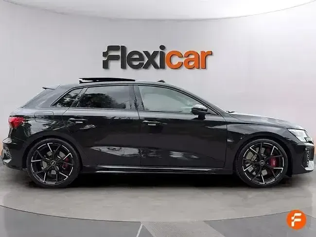 Usado Audi RS3 Sportback 400 CV (294 kW) 2022 Negro Utilitario