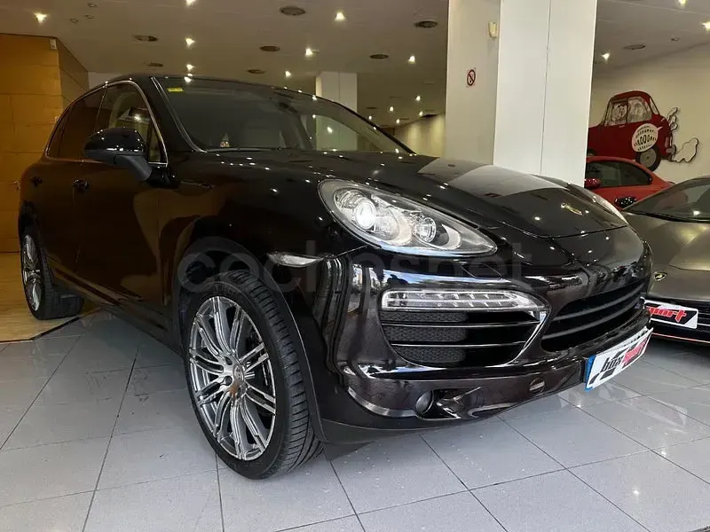 Usado Porsche Cayenne 300 CV (220 kW) 2011 Negro SUV
