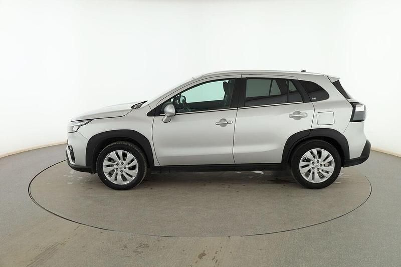 Usado Suzuki SX4 S-Cross Comfort 129 CV (94 kW) 2023 Plata SUV