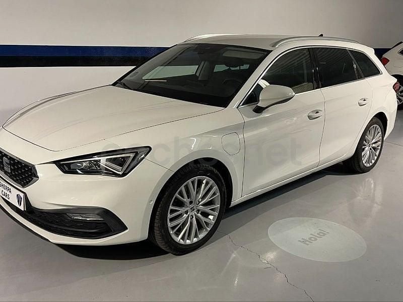 Usado Seat Leon XCELLENCE 204 CV (150 kW) 2021 Blanco Familiar