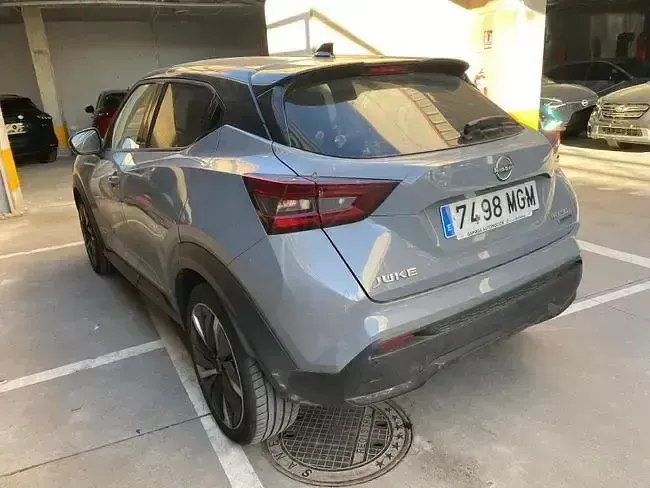 Usado Nissan Juke 143 CV (105 kW) 2023 Gris / plata SUV
