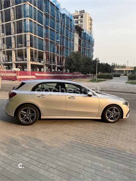 Usado Mercedes A200 150 CV (110 kW) 2024 Gris / plata Berlina