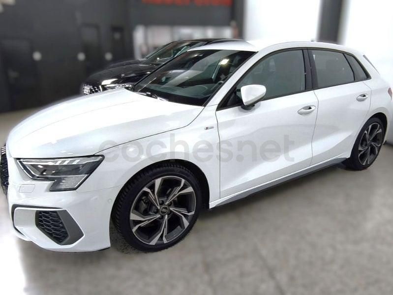 Usado Audi A3 150 CV (110 kW) 2022 Blanco Berlina