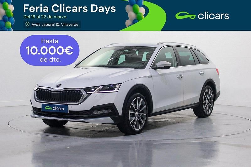 Usado Skoda Octavia 150 CV (110 kW) 2023 Blanco Familiar