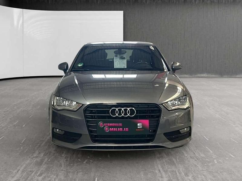 Usado Audi A3 Sportback Ambiente 150 CV (110 kW) 2014 Gris Utilitario