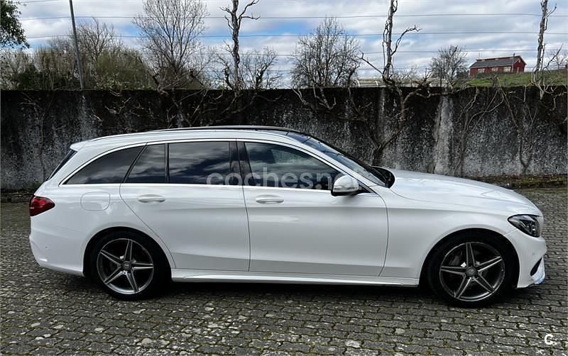 Usado Mercedes C220 AMG 170 CV (125 kW) 2015 Blanco Familiar