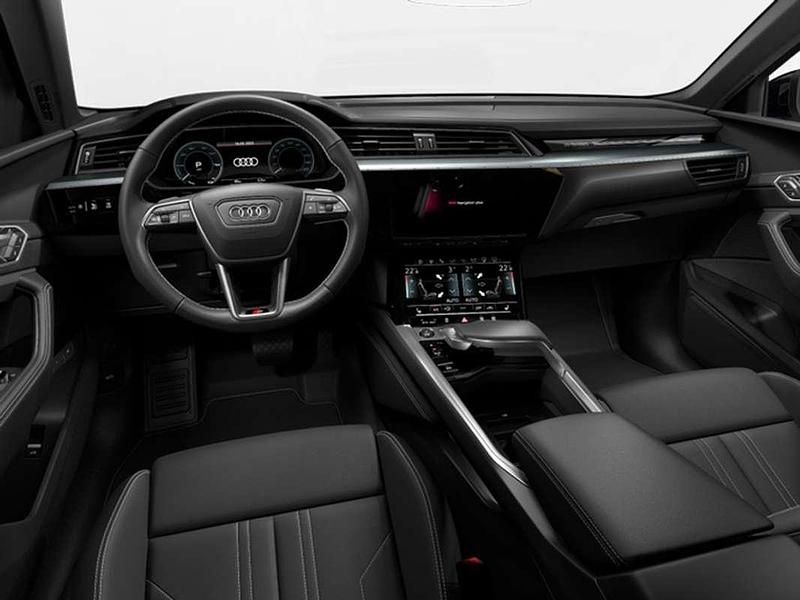 Usado Audi e-tron Sportback S-Line 300 kW (408 CV) 2022 Gris SUV