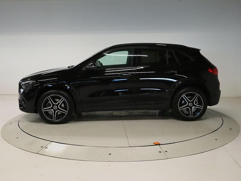 Negro Nuevo 2024 Mercedes 250 | 46.600 € (Super precio) - Imagen 1/1