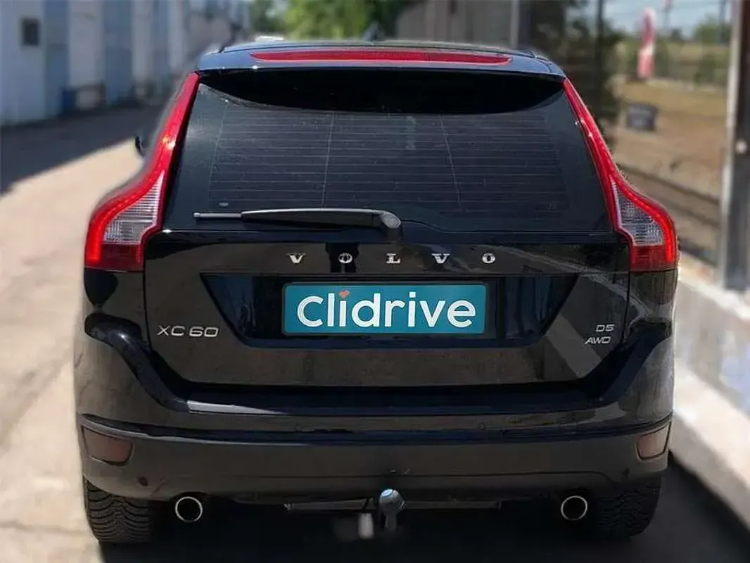 Usado Volvo XC60 Momentum 197 CV (144 kW) 2009 Negro SUV