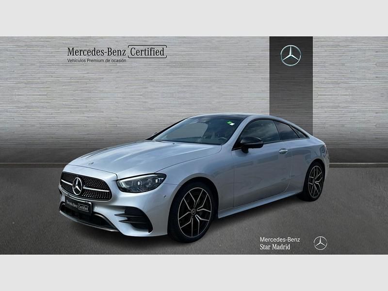 Plata hightech Usado 2021 Mercedes E220 Coupe | 46.990 € (Caro) - Imagen 1/4