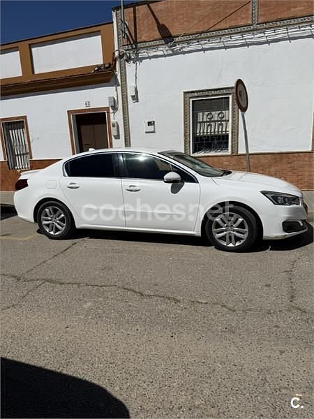 Usado Peugeot 508 Active 150 CV (110 kW) 2016 Blanco Berlina