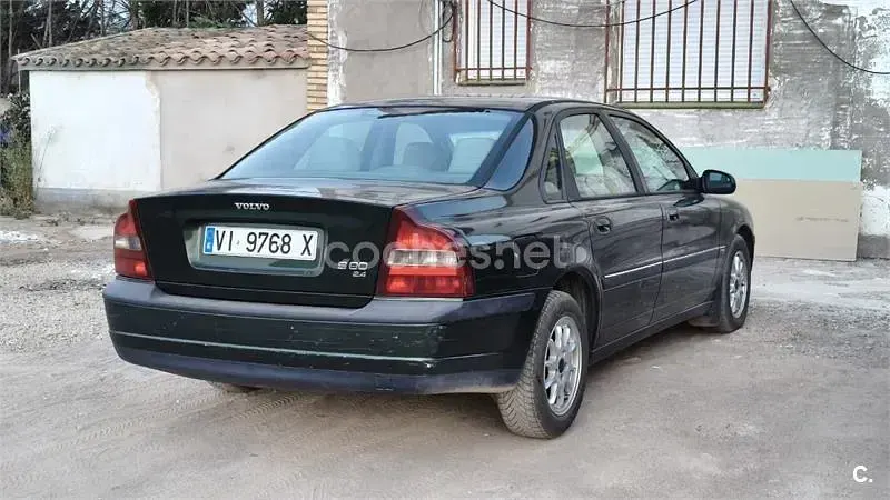 Usado Volvo S80 140 CV (102 kW) 2000 Verde Berlina