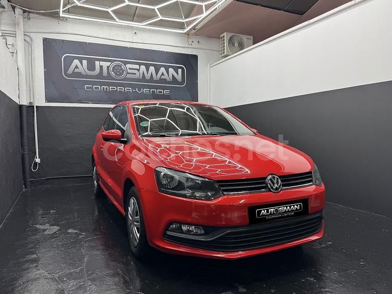 Usado VW Polo Edition 60 CV (44 kW) 2014 Rojo Berlina