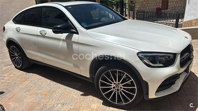 Blanco Usado 2020 Mercedes GLC300e Coupe | 53.999 € - Imagen 1/4