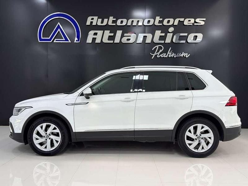 Usado VW Tiguan Life 150 HP (110 kW) 2022 Branco SUV